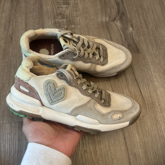 Satorisan Leaf Project Sneakers Womens Size 8 US 38 EU Walking Comfort Shoes